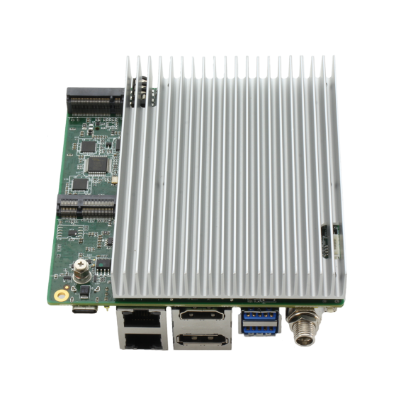 UP Squared Pro 7000、Intel Atom® x7425RE、8GB RAM、64GB eMMC UP Squared Pro 7000、Intel Atom® x7425RE、8GB RAM、64GB eMMC